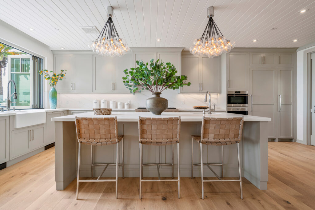 Modern,Luxury,Kitchen,Design,With,Island.